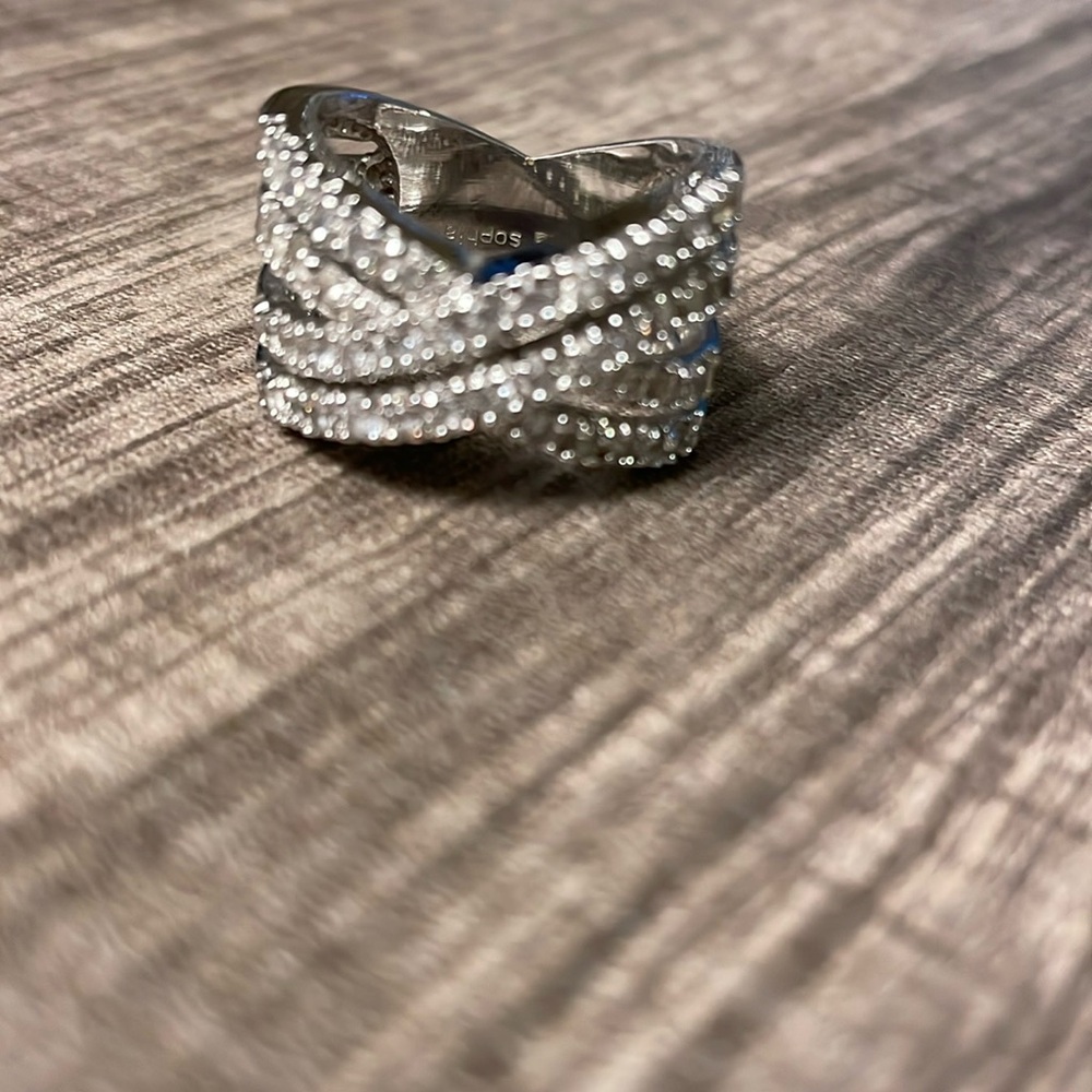 Lia Sophia Ooh La La Ring. Size 7